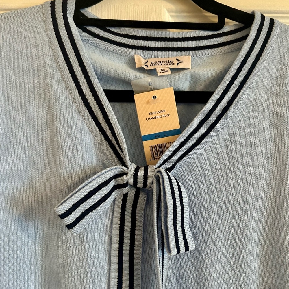 Nanette Lepore - NWT Blue Knit Top with Bow Detail; Size XL